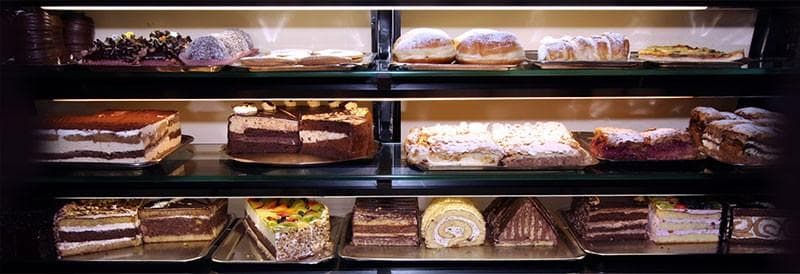 SVEŽE SLADICE, PECIVO, TORTE, NAROČILA PO ŽELJI - SLAŠČIČARNA ZIMA, BLED