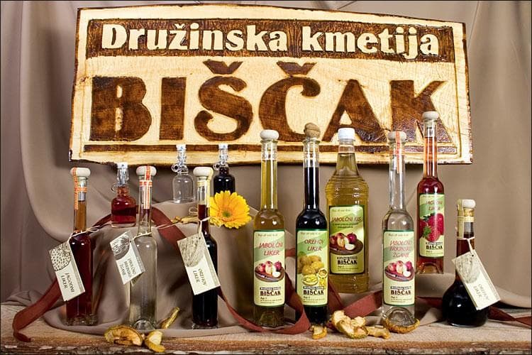 DOMAČI JABOLČNI KIS, DOMAČE ŽGANJE, LIKER (JABOLČNI, ŽAJBLJEV), KMETIJA BIŠČAK, VREMSKI BRITOF