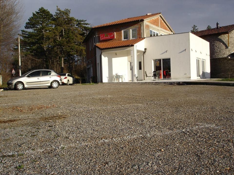 LIPICA, BAR GABRIELA
