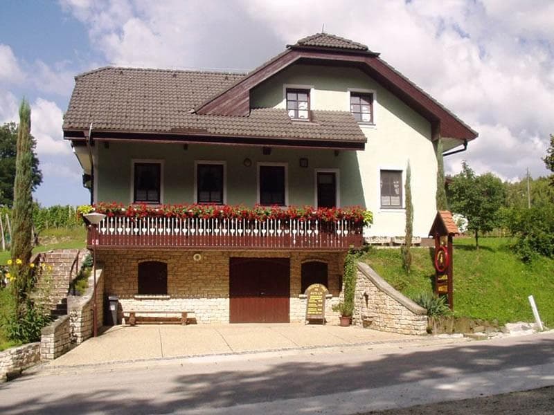 VINSKI HRAM - VINOTOČ MIRAN ERNIŠA