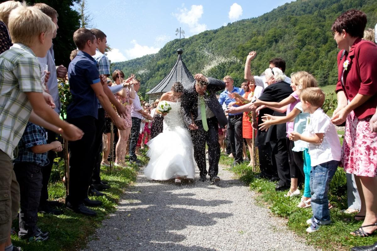 FOTOBUTIK, FOTOGRAFINJA MARJANA OJSTERŠEK, HORJUL