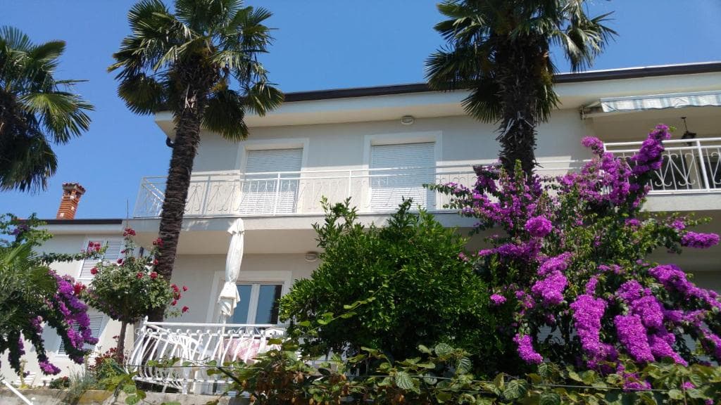 APARTMENTS PORTOROZ FINK cover