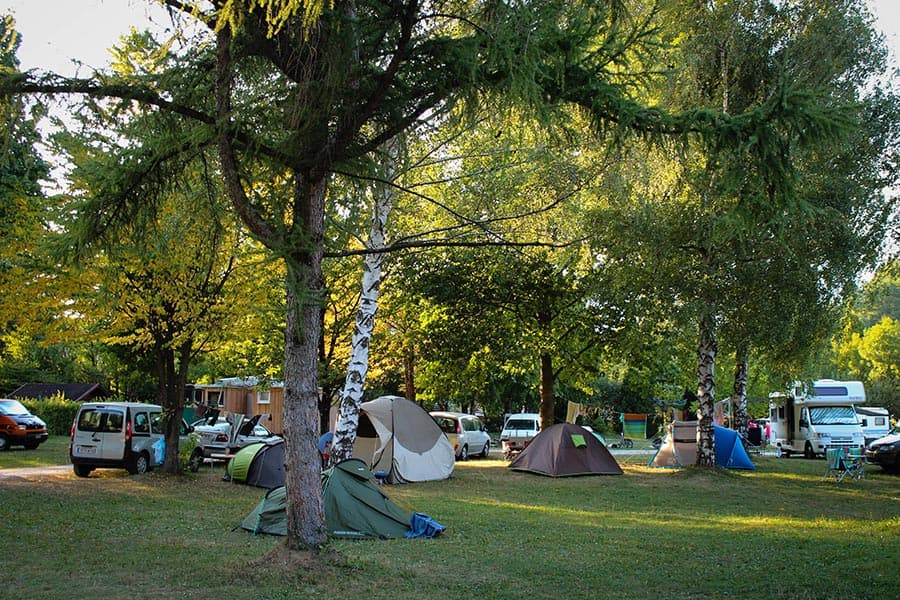 KAMP RESNIK, KAMNIK