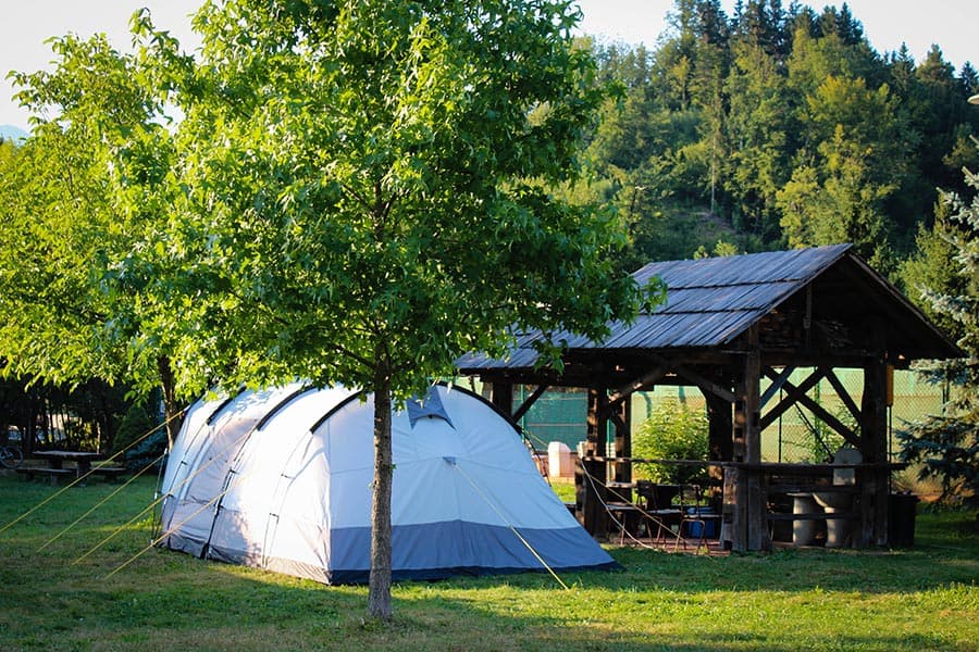 KAMP RESNIK, KAMNIK