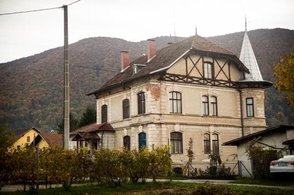 MLADINSKI CENTER ŠMARTNO OB PAKI, kultura, izobraževanje in šport cover
