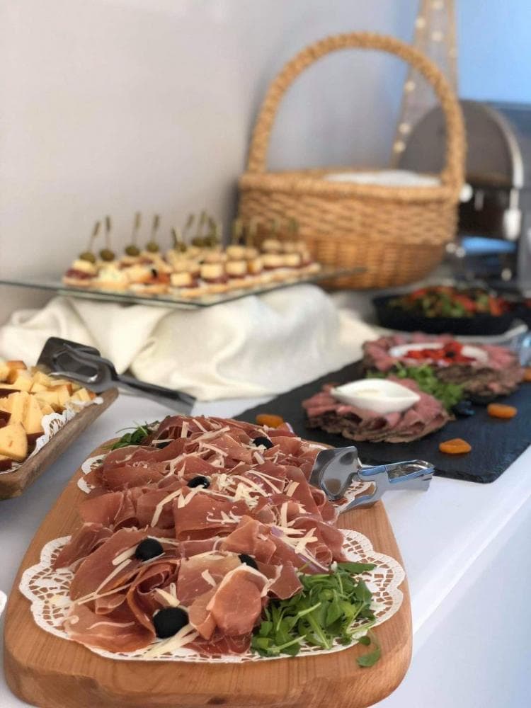 CATERING GROSUPLJE cover