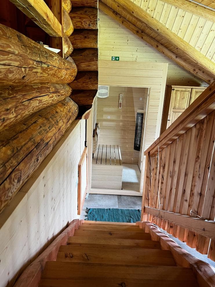 GOSTILNA ZREČE APARTMAJI ZREČE SMUČANJE NA POHORJU, RESTAURANT ZREČE APARTMENTS ZREČE SKIING ROGLA