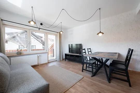 APARTMAJI LESCE GROSALP