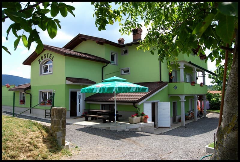 HOSTEL OCISKI RAJ, OSP,  KOZINA