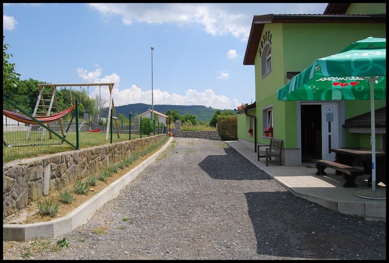 HOSTEL OCISKI RAJ, OSP,  KOZINA