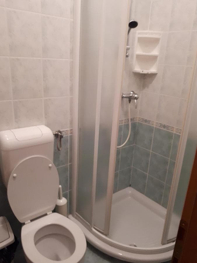 HOTEL RAKOV ŠKOCJAN, RAKEK