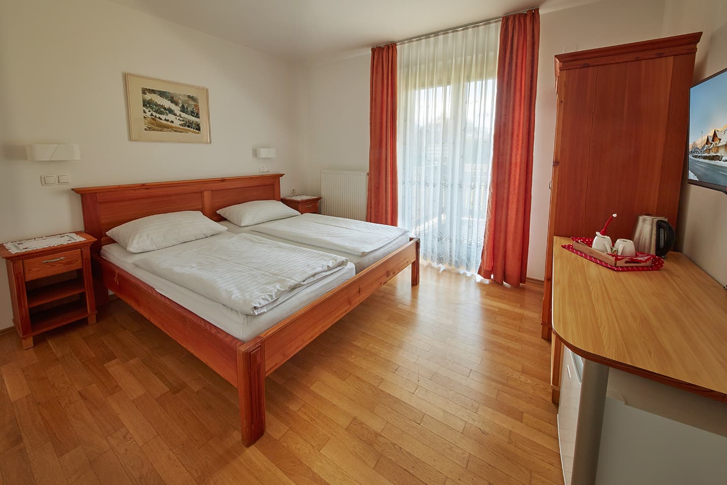GARNI HOTEL RUTE, GOZD MARTULJEK