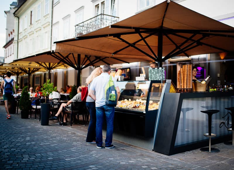 KAVARNA DIVINE LJUBLJANA