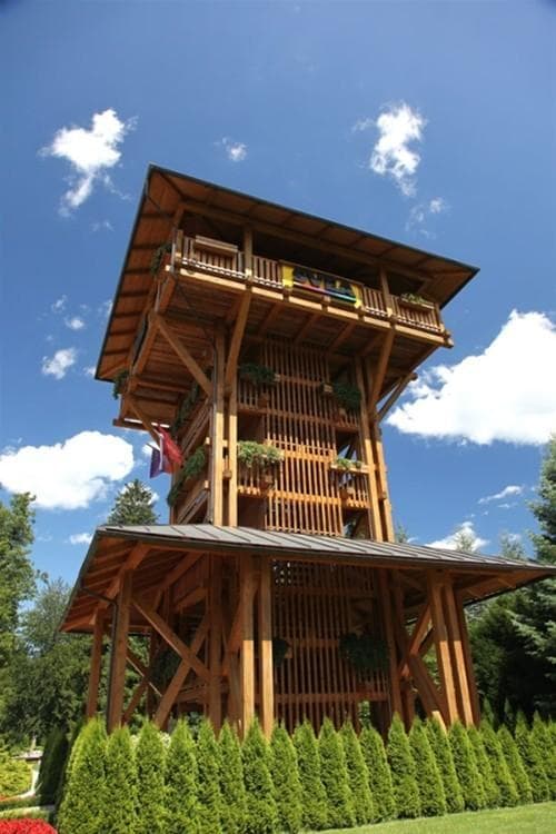 MOZIRSKI GAJ – CVETLIČNI PARK, MUZEJ NA PROSTEM IN PRAVLJIČNO DOŽIVETJE V SRCU MOZIRJA