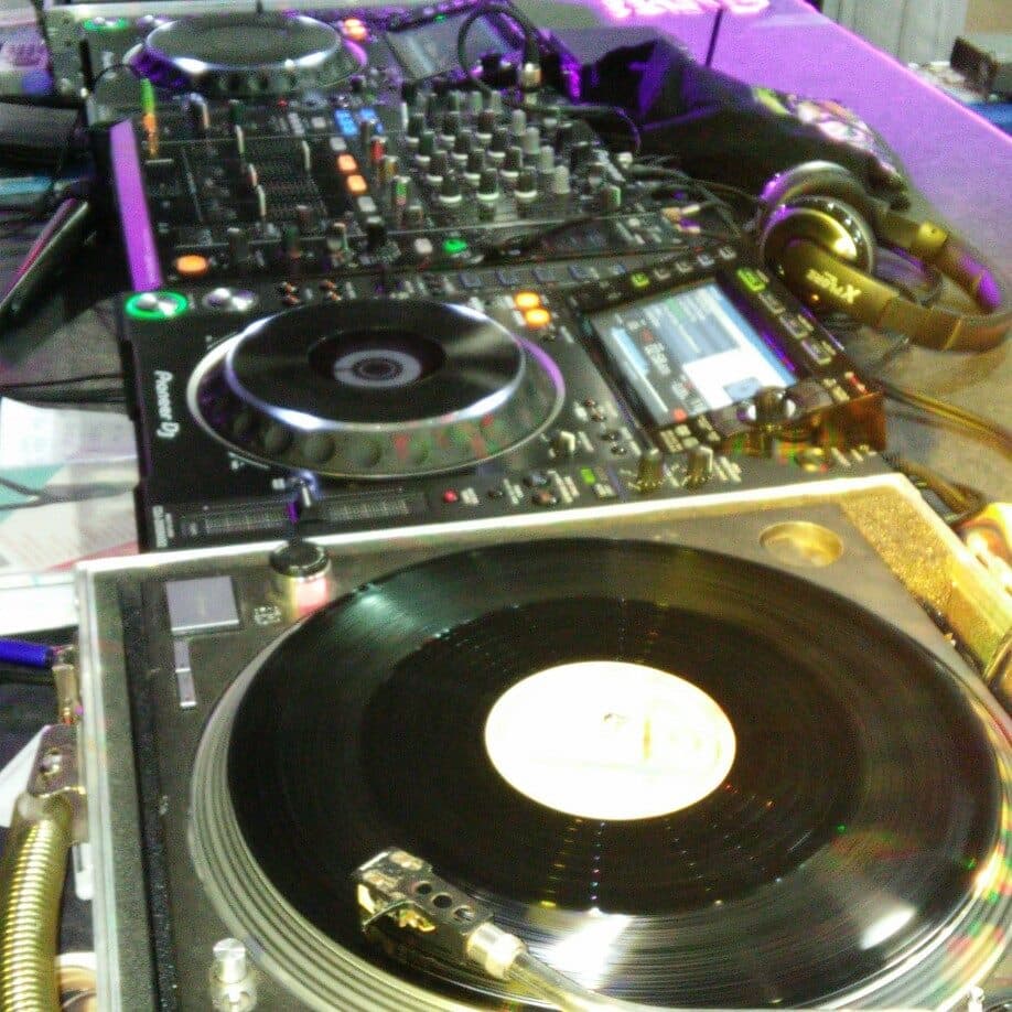 NAJEM DJ ZA POROKO ROJSTNI DAN,...