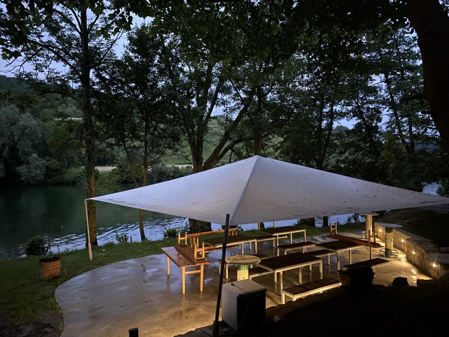 STARI POD – REKA KOLPA CAMP | GLAMPING IN ŠOTORJENJE OB KOLPI