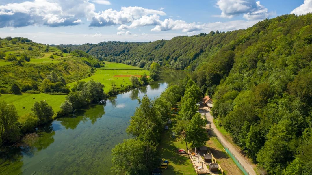 STARI POD – REKA KOLPA CAMP | GLAMPING IN ŠOTORJENJE OB KOLPI cover