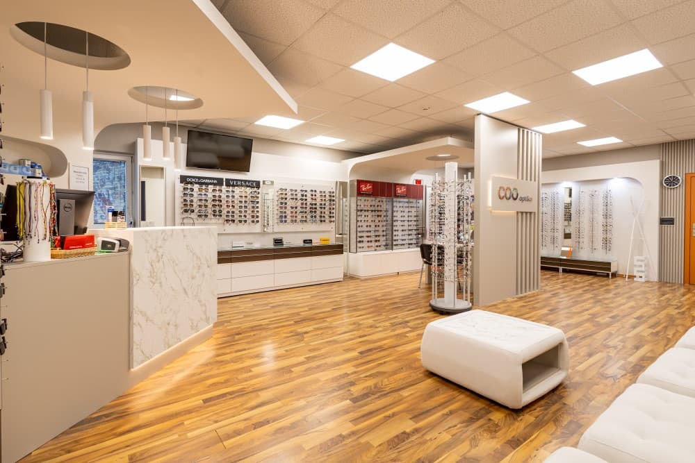 OPTIKA KRANJ, CENTER OČESNE OPTIKE C.O.O. cover