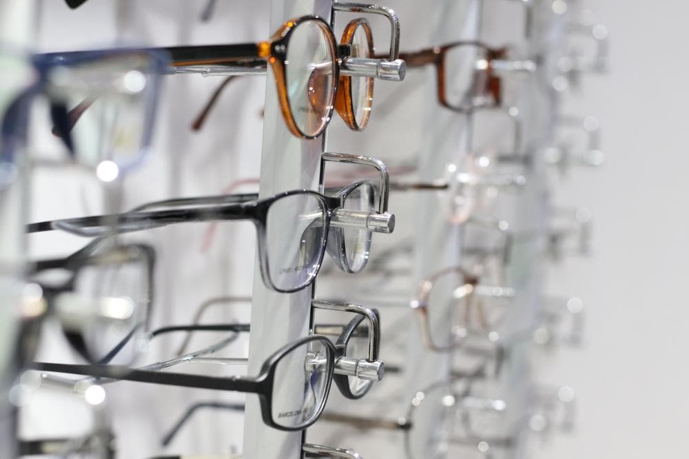OPTIKA TERBEŽNIK