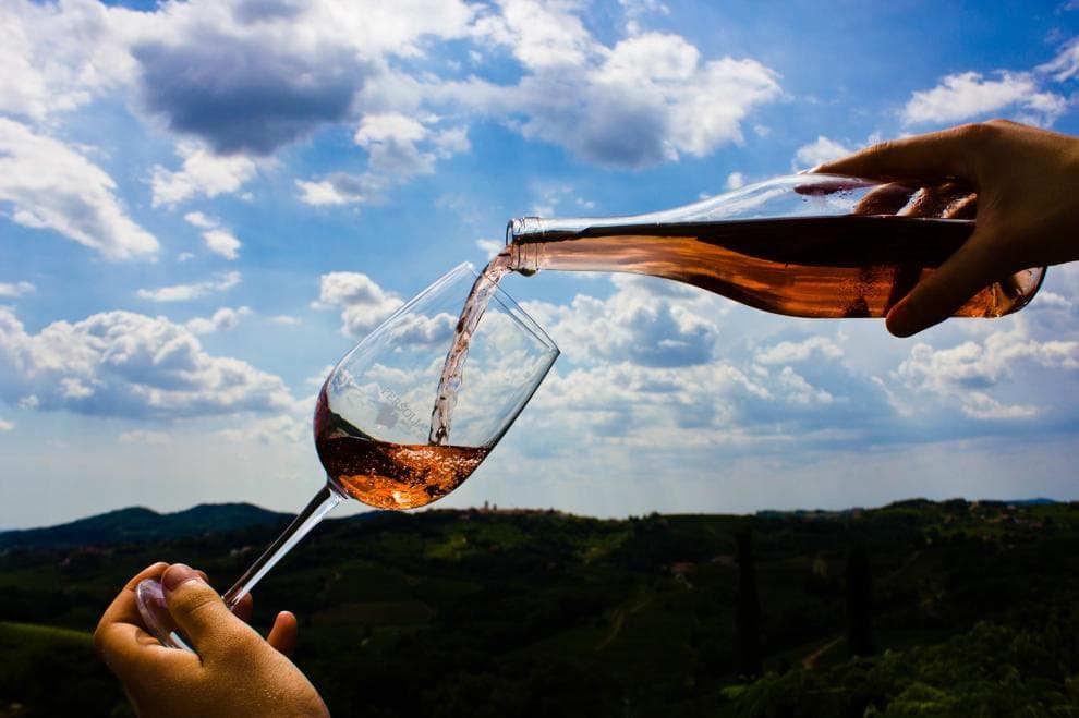 PERŠOLJA, VINA IZ BRD, DOBROVO V BRDIH