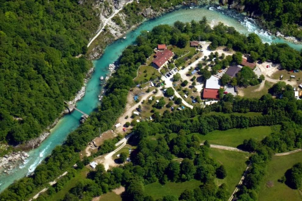 PRENOČIŠČA, APARTMA, RESTAVRACIJA IN KAMP LAZAR, KOBARID