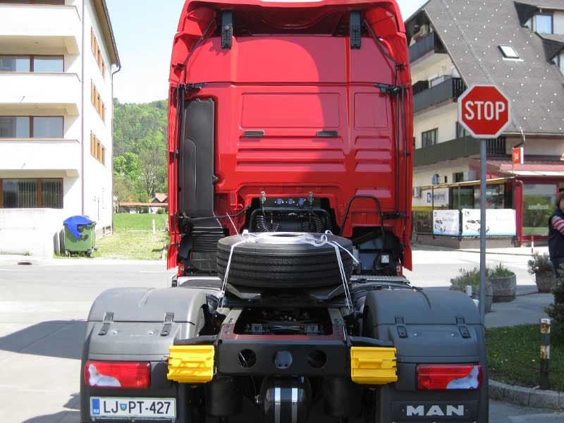 TRANSPORT, AVTOPREVOZNIŠTVO, AVTOPREVOZNIK, AVTOTRANSPORT, KAMIONSKI PREVOZI, KAMNIK TRANS