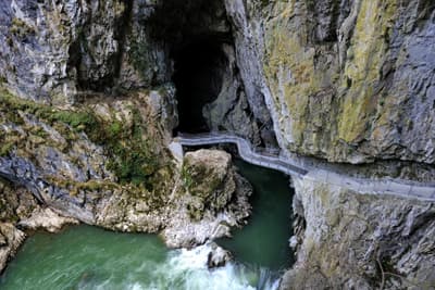 TURISTIČNA AGENCIJA V IZOLI T.A. SPIK