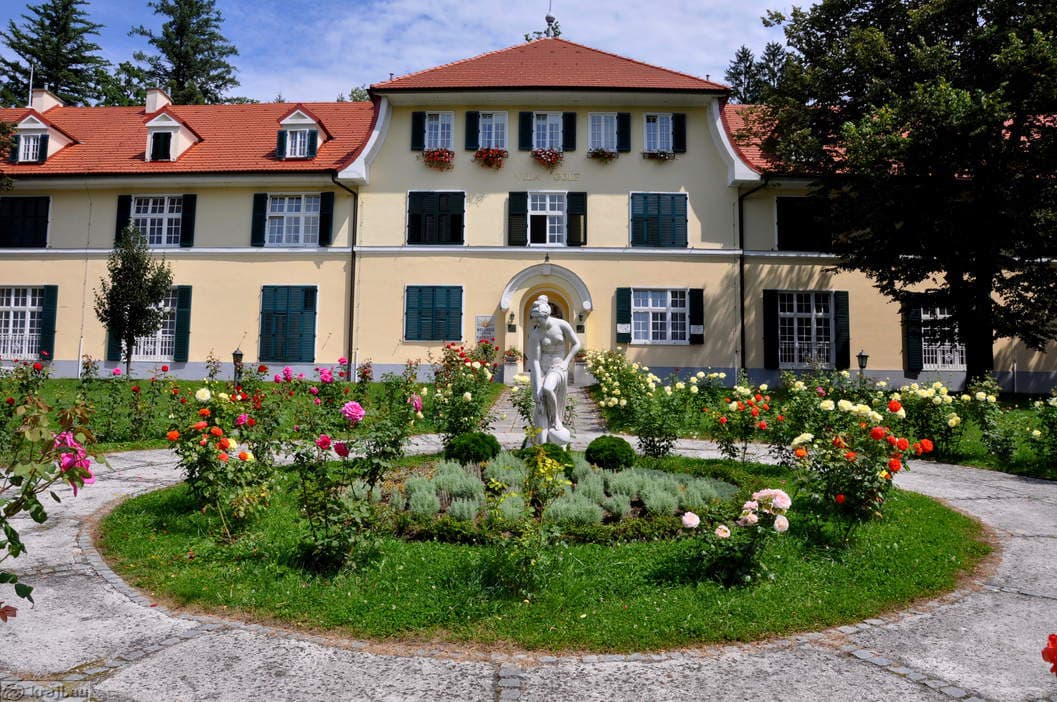 VILA GOLF APARTMAJI ROGAŠKA SLATINA cover