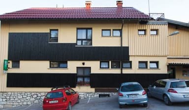 PLANINSKI DOM GORE, DOL PRI HRASTNIKU