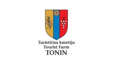 TOURIST FARM TONIN AGRITURISMO TONIN PRAZNOVANJE ROJSTNEGA DNE NA KMETIJI