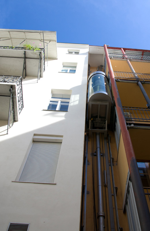 Osebna dvigala, hišna dvigala, tovorna dvigala, invalidska dvigala, avtomobilska dvigala, stopniščna