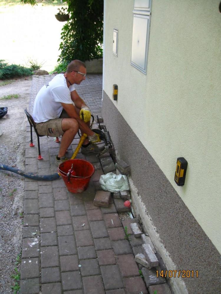 Posedanje temeljev, posedanje hiše, sanacija temeljev, sanacija hidroizolacije temeljev
